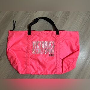 NWOT Victoria’s Secret Sport Hot Pink XL Duffle Bag Weekender Bag
